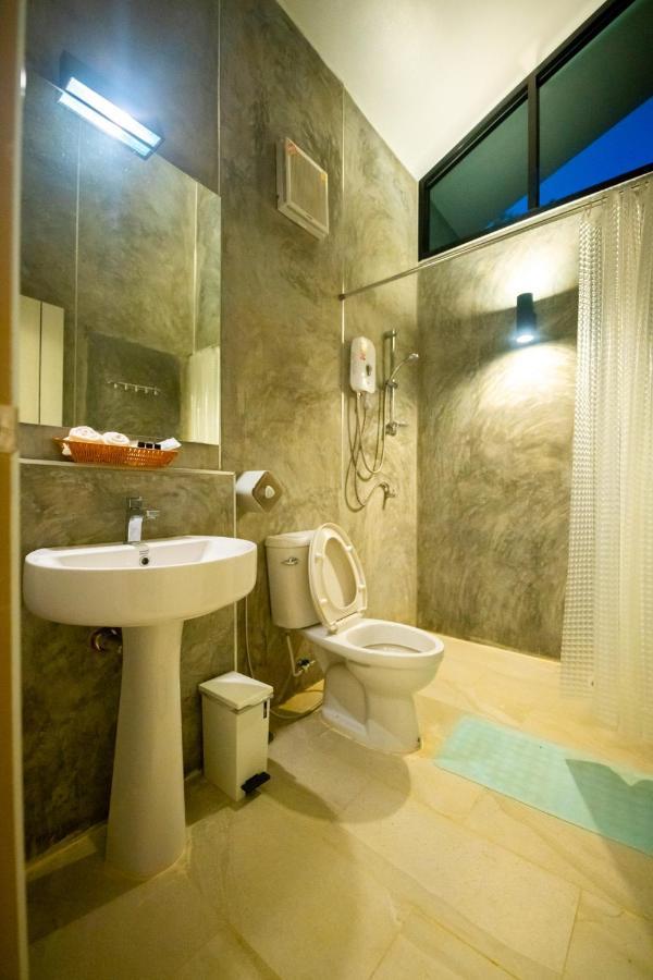 Hotel สวนลุงวรranongglamping Banghin Exterior foto